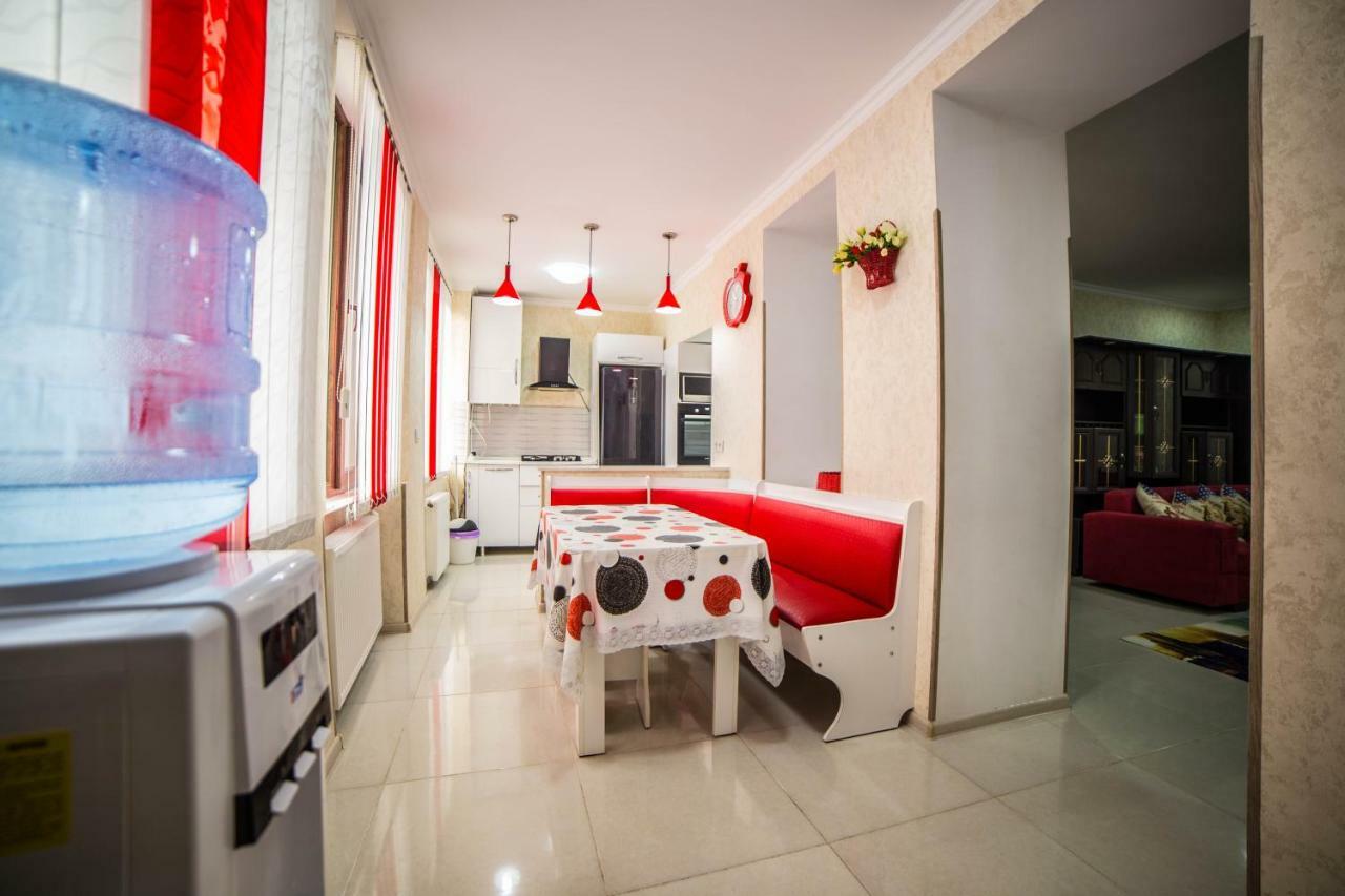 Guest House Theodora Kutaisi Zewnętrze zdjęcie